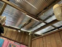 ลงพื้นที่ชุมชนร่วมใจ เพื่อติดตามการปรับสภาพที่อยู่อาศัยผู้สูงอายุให้มีความเหมาะสมในการดำรงชีวิต ตามโครงการบ้านพอเพียง โดยเทศบาลนครแม่สอดร่วมกับสภาองค์กรชุมชนเทศบาลนครแม่สอด