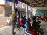 ลงพื้นที่แจกเบี้ยยังชีพผู้สูงอายุและพิการ ประจำเดือนเมษายน 2566 ณที่ทำการชุมชน บัวคูน บ้านทุ่ง วัดหลวง สันต้นปิน อิสลาม