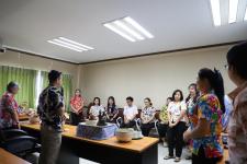 จัดกิจกรรมรดน้ำขอพร เนื่องในประเพณีสงกรานต์ ประจำปี 2566 