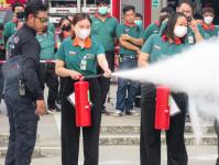 ออกฝึกซ้อมการดับเพลิงขั้นต้น ฝึกซ้อมดับเพลิง และฝึกซ้อมอพยพหนีไฟ ณ บริษัท โฮมโปรดักส์ เซ็นเตอร์ จำกัด