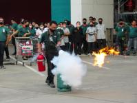 ออกฝึกซ้อมการดับเพลิงขั้นต้น ฝึกซ้อมดับเพลิง และฝึกซ้อมอพยพหนีไฟ ณ บริษัท โฮมโปรดักส์ เซ็นเตอร์ จำกัด