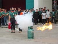 ออกฝึกซ้อมการดับเพลิงขั้นต้น ฝึกซ้อมดับเพลิง และฝึกซ้อมอพยพหนีไฟ ณ บริษัท โฮมโปรดักส์ เซ็นเตอร์ จำกัด