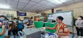 เลือกคณะกรรมการชุมชน ชุมชนปู่แดง