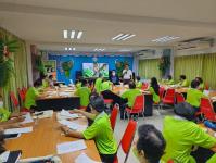 วิทยาลัยสูงวัยนครแม่สอด ในสัปดาห์ที่2 กับการเรียนรู้ด้านเปลี่ยนแปลงทางด้านร่างกาย อารมณ์ จิตใจ สูงสังคมสูงวัย และกิจกรรมการลงคะแนนเพื่อเลือกประธานรุ่น