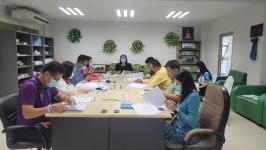 ทน.แม่สอด จัดประชุมคณะกรรมการจัดทำเทศบัญญัติเทศบาลนครแม่สอด เรื่อง การติดตั้งบ่อดักไขมันบำบัดน้ำเสียในอาคาร (พิจารณาร่าง)