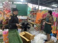 งานเทศกิจ นครแม่สอด ออกสำรวจร้านขายพลุ ประทัด สารเคมี เขตเทศบาลนครแม่สอด