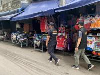 งานเทศกิจนครแม่สอด ออกตรวจความเรียบร้อยและจัดระเบียบตลาดเทศบาลนครแม่สอด 25 ส.ค.2566