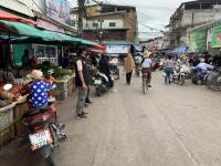 งานเทศกิจนครแม่สอด ออกตรวจความเรียบร้อยและจัดระเบียบตลาดเทศบาลนครแม่สอด 30 ส.ค.2566