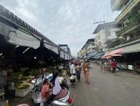 งานเทศกิจนครแม่สอด ออกตรวจความเรียบร้อยและจัดระเบียบตลาดเทศบาลนครแม่สอด 2 ก.ย.2566