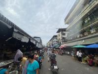 งานเทศกิจนครแม่สอด ออกตรวจความเรียบร้อยและจัดระเบียบตลาดเทศบาลนครแม่สอด 2 ก.ย.2566