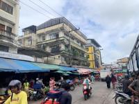 งานเทศกิจนครแม่สอด ออกตรวจความเรียบร้อยและจัดระเบียบตลาดเทศบาลนครแม่สอด 4 ก.ย.2566