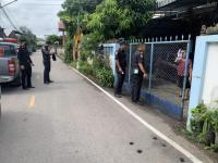 เทศกิจแม่สอด ออกตรวจสอบตามคำร้อง เรื่อง รถบรรทุกอดบนถนนสาธารณะทำให้ได้รับความเดือดร้อนบริเวณทางโค้งใกล้วัดบุญญาวาส