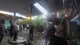 ดับเพลิงแม่สอด ออกระงับเหตุเพลิงไหม้บ้านประชาชน หน้าปั๊มน้ำมันนอร์ท ถนนราษฎร์อุทิศ