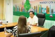 เทศบาลนครแม่สอดจัดพิธีลงนามบันทึกข้อตกลงความร่วมมือ (MOU) ระหว่างเทศบาลนครแม่สอด ชมรมแบดมินตันนครแม่สอดทีม และชมรมแม่สอดแบดมินตัน