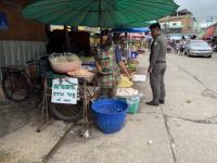 งานเทศกิจนครแม่สอด ออกตรวจความเรียบร้อยและจัดระเบียบตลาดเทศบาลนครแม่สอด 14 ก.ย.2566