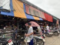 งานเทศกิจนครแม่สอด ออกตรวจความเรียบร้อยและจัดระเบียบตลาดเทศบาลนครแม่สอด 15 ก.ย.2566