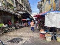 งานเทศกิจนครแม่สอด ออกตรวจความเรียบร้อยและจัดระเบียบตลาดเทศบาลนครแม่สอด 18 ก.ย.2566