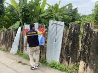 เทศกิจแม่สอด ออกดำเนินการจัดเก็บป้ายไม่ได้รับการอนุญาตขอติดตั้ง พื้นที่เทศบาลนครแม่สอด