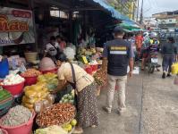 งานเทศกิจนครแม่สอด ออกตรวจความเรียบร้อยและจัดระเบียบตลาดเทศบาลนครแม่สอด 20 ก.ย.2566