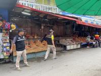 งานเทศกิจนครแม่สอด ออกตรวจความเรียบร้อยและจัดระเบียบตลาดเทศบาลนครแม่สอด 20 ก.ย.2566