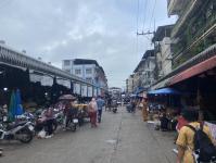 งานเทศกิจนครแม่สอด ออกตรวจความเรียบร้อยและจัดระเบียบตลาดเทศบาลนครแม่สอด 23-24 ก.ย.2566