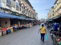 งานเทศกิจนครแม่สอด ออกตรวจความเรียบร้อยและจัดระเบียบตลาดเทศบาลนครแม่สอด 25 ก.ย.2566