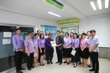กองยุทธศาสตร์และงบประมาณ มอบของที่ระลึกแด่ผู้เกษียณอายุราชการและอายุงาน สังกัดเทศบาลนครแม่สอด
