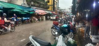 งานเทศกิจนครแม่สอด ออกตรวจความเรียบร้อยและจัดระเบียบตลาดเทศบาลนครแม่สอด 28-29 ก.ย.2566