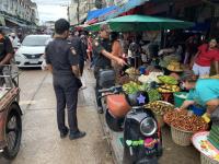 งานเทศกิจนครแม่สอด ออกตรวจความเรียบร้อยและจัดระเบียบตลาดเทศบาลนครแม่สอด 28-29 ก.ย.2566