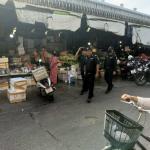 งานเทศกิจนครแม่สอด ออกตรวจความเรียบร้อยและจัดระเบียบตลาดเทศบาลนครแม่สอด 3 ต.ค..2566