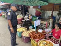 งานเทศกิจนครแม่สอด ออกตรวจความเรียบร้อยและจัดระเบียบตลาดเทศบาลนครแม่สอด 3 ต.ค..2566