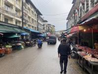 งานเทศกิจนครแม่สอด ออกตรวจความเรียบร้อยและจัดระเบียบตลาดเทศบาลนครแม่สอด 9 ต.ค..2566