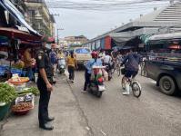 งานเทศกิจนครแม่สอด ออกตรวจความเรียบร้อยและจัดระเบียบตลาดเทศบาลนครแม่สอด 10 ต.ค..2566