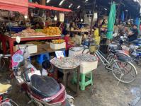 งานเทศกิจนครแม่สอด ออกตรวจความเรียบร้อยและจัดระเบียบตลาดเทศบาลนครแม่สอด 14-15 ต.ค..2566