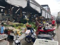 เจ้าหน้าที่เทศกิจ ออกตรวจความเรียบร้อยและจัดระเบียบตลาดเทศบาลนครแม่สอด 17 ต.ค.2566