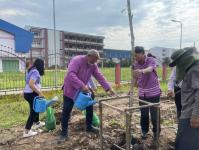 เทศบาลนครแม่สอดจัดกิจกรรมจัดกิจกรรมปลูกต้นไม้บริเวณโรงเรียนกีฬาเทศบาลนครแม่สอดและโรงเรียนเทศบาลเฉลิมพระเกียรติสมเด็จพระเทพรัตนราชสุดา ฯ สยามบรมราชกุมารี