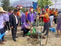 เทศบาลนครแม่สอดจัดกิจกรรมจัดกิจกรรมปลูกต้นไม้บริเวณโรงเรียนกีฬาเทศบาลนครแม่สอดและโรงเรียนเทศบาลเฉลิมพระเกียรติสมเด็จพระเทพรัตนราชสุดา ฯ สยามบรมราชกุมารี