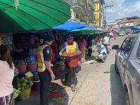 เจ้าหน้าที่เทศกิจ ออกตรวจความเรียบร้อยและจัดระเบียบตลาดเทศบาลนครแม่สอด 19 ต.ค.2566