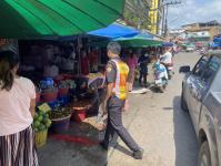 เจ้าหน้าที่เทศกิจ ออกตรวจความเรียบร้อยและจัดระเบียบตลาดเทศบาลนครแม่สอด 19 ต.ค.2566