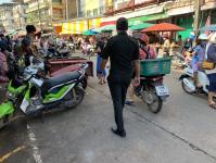 เจ้าหน้าที่เทศกิจ ออกตรวจความเรียบร้อยและจัดระเบียบตลาดเทศบาลนครแม่สอด 24 ต.ค.2566