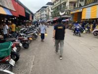 เจ้าหน้าที่เทศกิจ ออกตรวจความเรียบร้อยและจัดระเบียบตลาดเทศบาลนครแม่สอด 25 ต.ค.2566