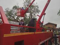 ดับเพลิงแม่สอด ออกตัดต้นไม้ตามคำร้อง บริเวณซอยอินทรคีรี ชุมชนบ้านเหนือ