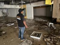 เทศกิจแม่สอด ออกตรวจสอบเหตุโจรขโมยสายไฟฟ้า ภายในโลตัสเล็กแม่สอด ร่วมตำรวจ สภ.แม่สอด