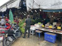 เจ้าหน้าที่เทศกิจ ออกตรวจความเรียบร้อยและจัดระเบียบตลาดเทศบาลนครแม่สอด 31 ต.ค.2566