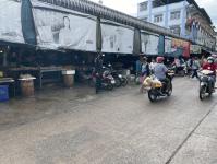 เจ้าหน้าที่เทศกิจ ออกตรวจความเรียบร้อยและจัดระเบียบตลาดเทศบาลนครแม่สอด 31 ต.ค.2566