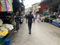 เจ้าหน้าที่เทศกิจ ออกตรวจความเรียบร้อยและจัดระเบียบตลาดเทศบาลนครแม่สอด 6 พ.ย.2566