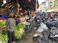 เจ้าหน้าที่เทศกิจ ออกตรวจความเรียบร้อยและจัดระเบียบตลาดเทศบาลนครแม่สอด 14 พ.ย.2566