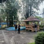 เจ้าหน้าที่เทศกิจ ออกตรวจตามมาตรการรักษาความปลอดภัยในโรงเรียน เขตเทศบาลนครแม่สอด 17/11/2566