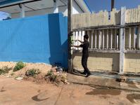 เทศกิจแม่สอด ออกดำเนินการจัดเก็บป้ายไม่ได้รับการอนุญาตขอติดตั้งและหมดอายุการขออนุญาตติดตั้ง พื้นที่เทศบาลนครแม่สอด