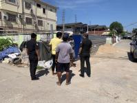 เทศกิจนครแม่สอด ออกตรวจสอบเรื่องทรายล้ำถนนสาธารณะ บริเวณชุมชนอิสลาม